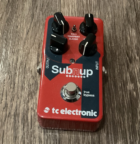 Electronic sub up - electronic, octaver