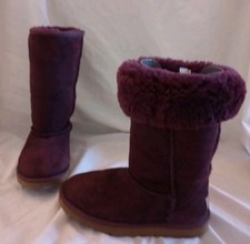 UGG AUSTRALIA Purple Classic