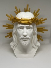 Holy Jesus Christ Statue