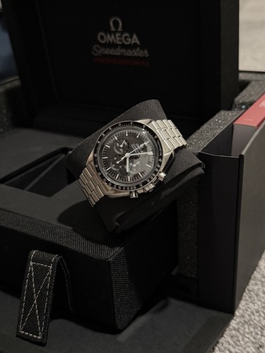 Omega speedmaster moonwatch - speedmaster,