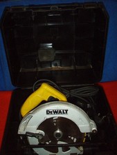 Dewalt  DWE560-gb, Circular Saw, 240v, 184mm, 1350w. Heavy Duty. & Carry Case.