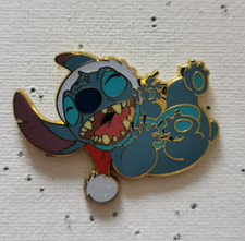 Lilo & Stitch - Stitch Christmas hat Laughing DLP - Disney Pin
