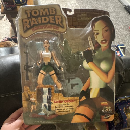 Eidos tomb raider - tomb,