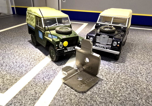 Land rover series 3 spare - 2,