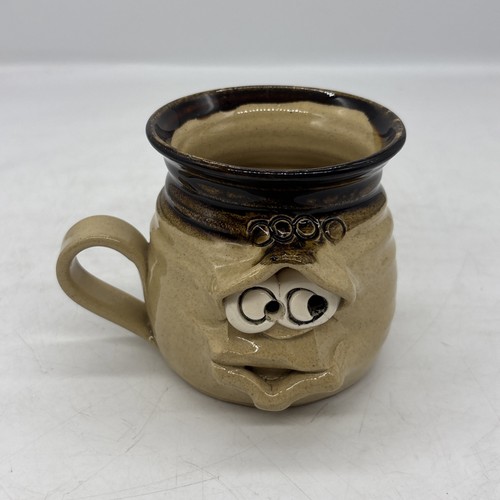 Vintage pretty ugly pottery - pretty,
