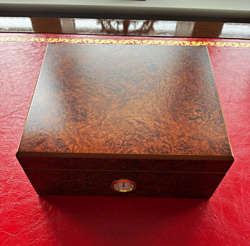 Wood cigar humidor - humidor, storage