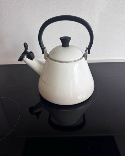 Used creuset kone kettle - used,