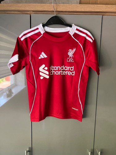 Liverpool home kit - kit, 25/26