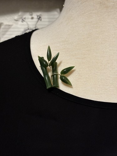 Vintage jade brooch - vintage,