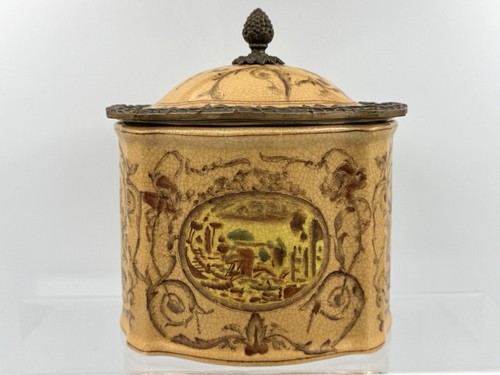 Antique wong lee biscuit - lee,