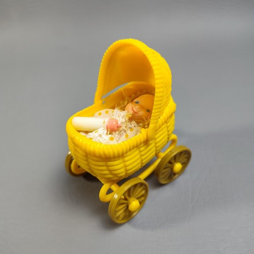 Vintage holly hobbie baby doll - hobbie,