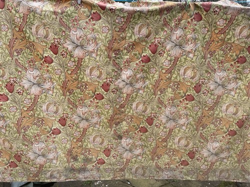 William morris golden - golden, lily