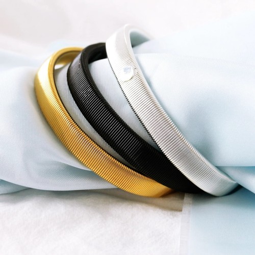 Elastic shirt sleeve - elastic, holder