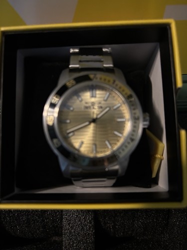 Invicta men analog - men's, casual