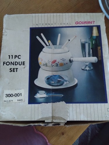 11pc fondue set - set,, unused,