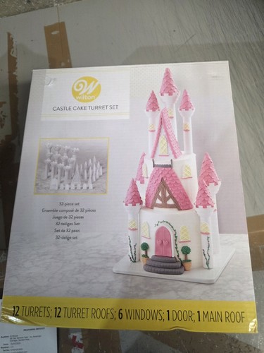 Castle cake turret - turret, disney