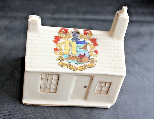 Arcadian china crested ware - arcadian,