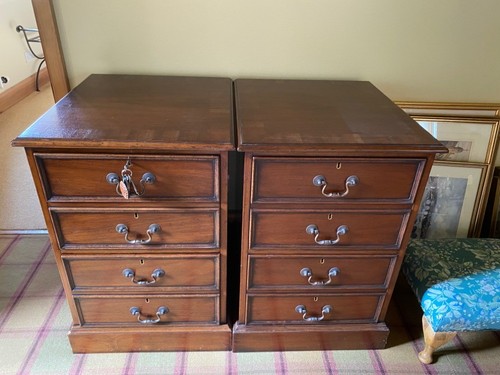 Mahogany filing cabinets - , as