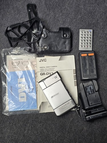 Jvc dv1 mini - mini, handheld