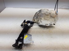 GENUINE 2018 SUZUKI VITARA FRONT RIGHT DOOR LOCK