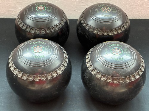 Lawn bowls set 4 - lawn, bowls,