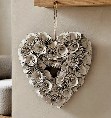 Light grey rose heart hanging - rose,