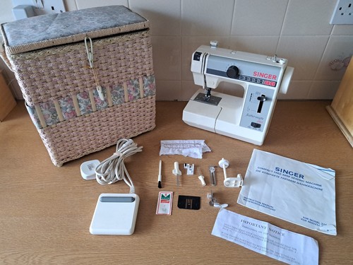 Singer model 324 featherweight - 324,