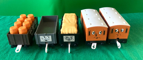 Tomy thomas friends scruffy - thomas, &