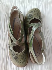 Ladies shoes/sandals leather green size 42/ 8 Romika