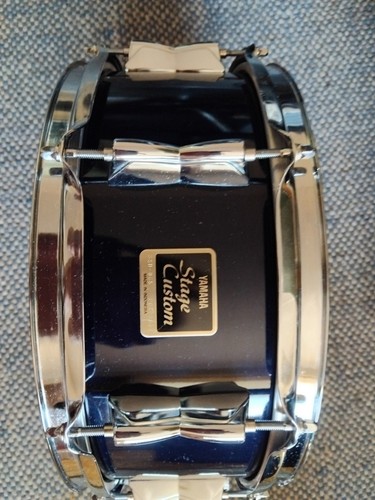 Yamaha dark blue - dark,