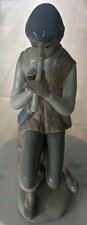 CASADES SPAIN 9.5" TALL PORCELAIN FIGURINE BOY WITH FLUTE