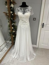 Gino Cerruti Wedding Dress