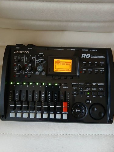 Zoom multitrack digital - r8,