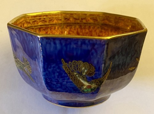 Wedgwood lustre humming bird - humming,