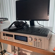 Akai S3000XL Sampler 8out