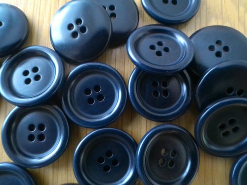 Black buttons 22mm - black, hole