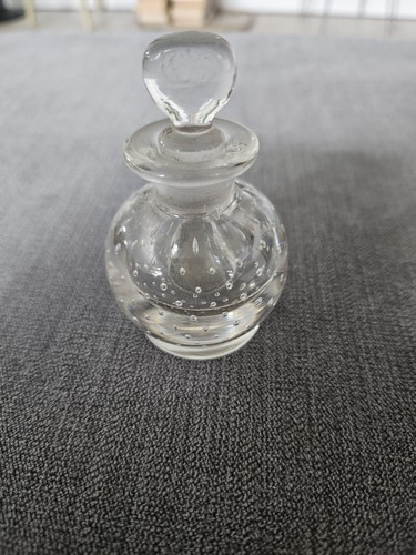 Empty clear glass - clear,