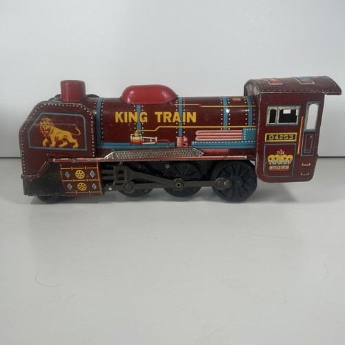 Vintage tin plate train - plate,