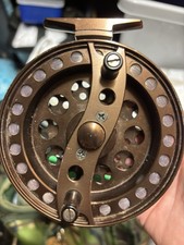 Okuma Aventa VT 1002 Centrepin