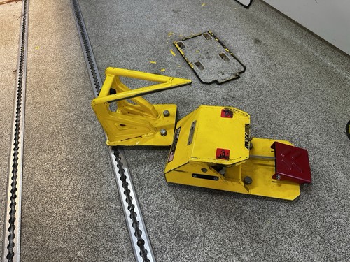 Stryker stretcher floor - stryker,