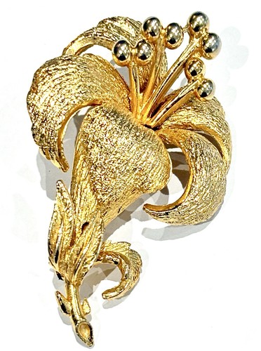 Vintage gold tone daffodil - tone,