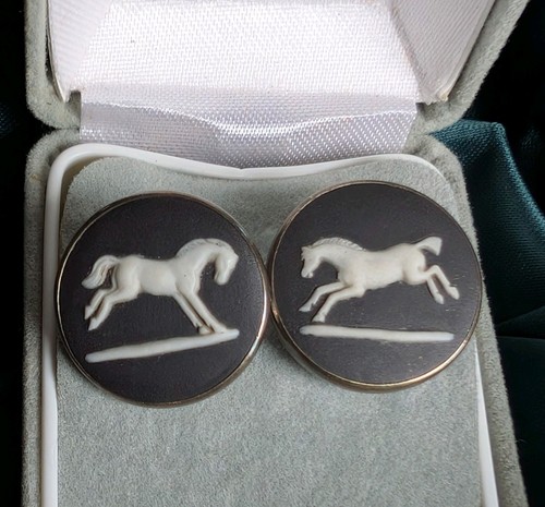 Wedgwood 10ct gold sterling - 10ct,