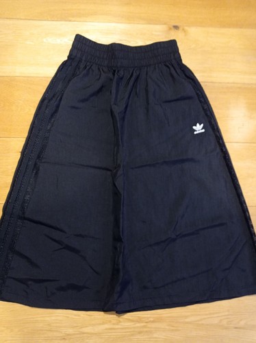 Adidas black parachute side - adidas,