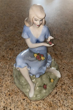 ROYAL DOULTON REFLECTIONS 1986 ~ SUMMER ROSE FIGURINE HN 3085