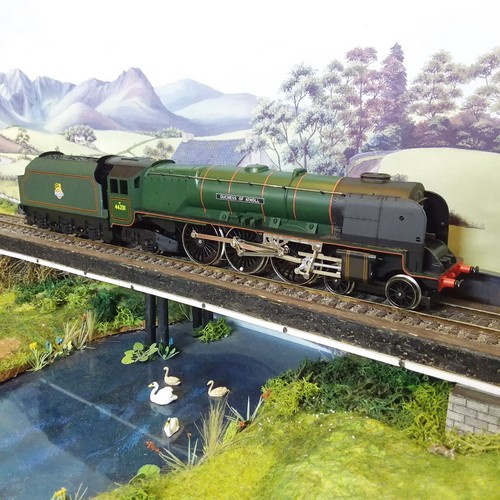 Hornby green duchess - green,