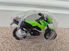 NEW 1/18 KTM 640 DUKE II