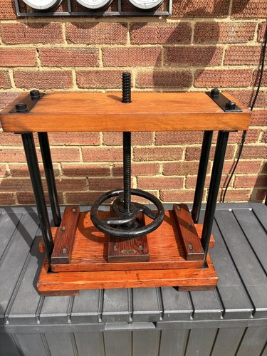 Bookbinding book press dryad - bookbinding,