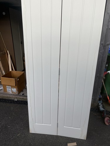 Howdens white internal bifold - howdens,