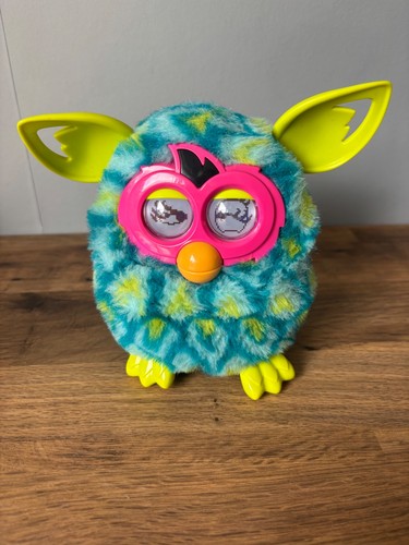 Hasbro furby boom peacock - hasbro,