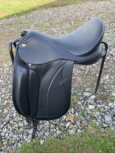 Gfs monarch dressage saddle - monarch,